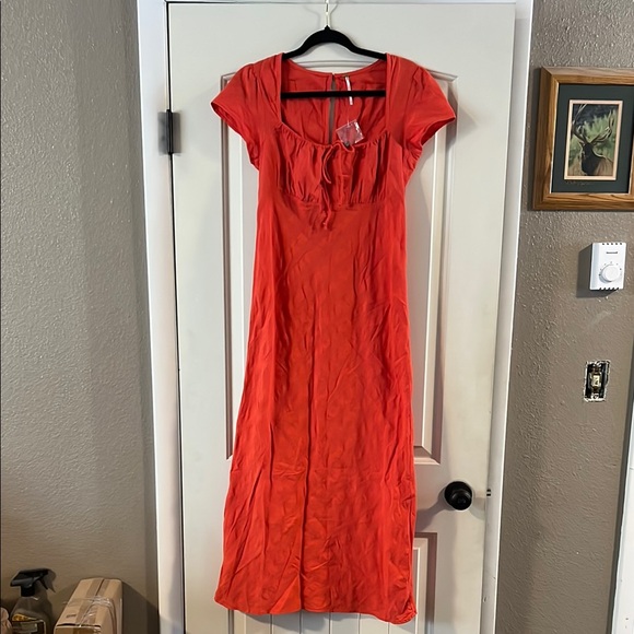 Free People Dresses & Skirts - NWOT Free People Natalya Midi Dress